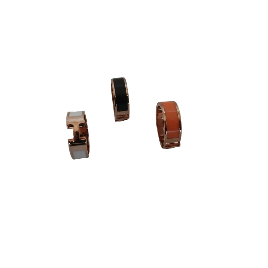 Elegant Scarf Ring - 18K Gold Plated Enamel Buckle & Clip for Silk Scarves - Scarves4you