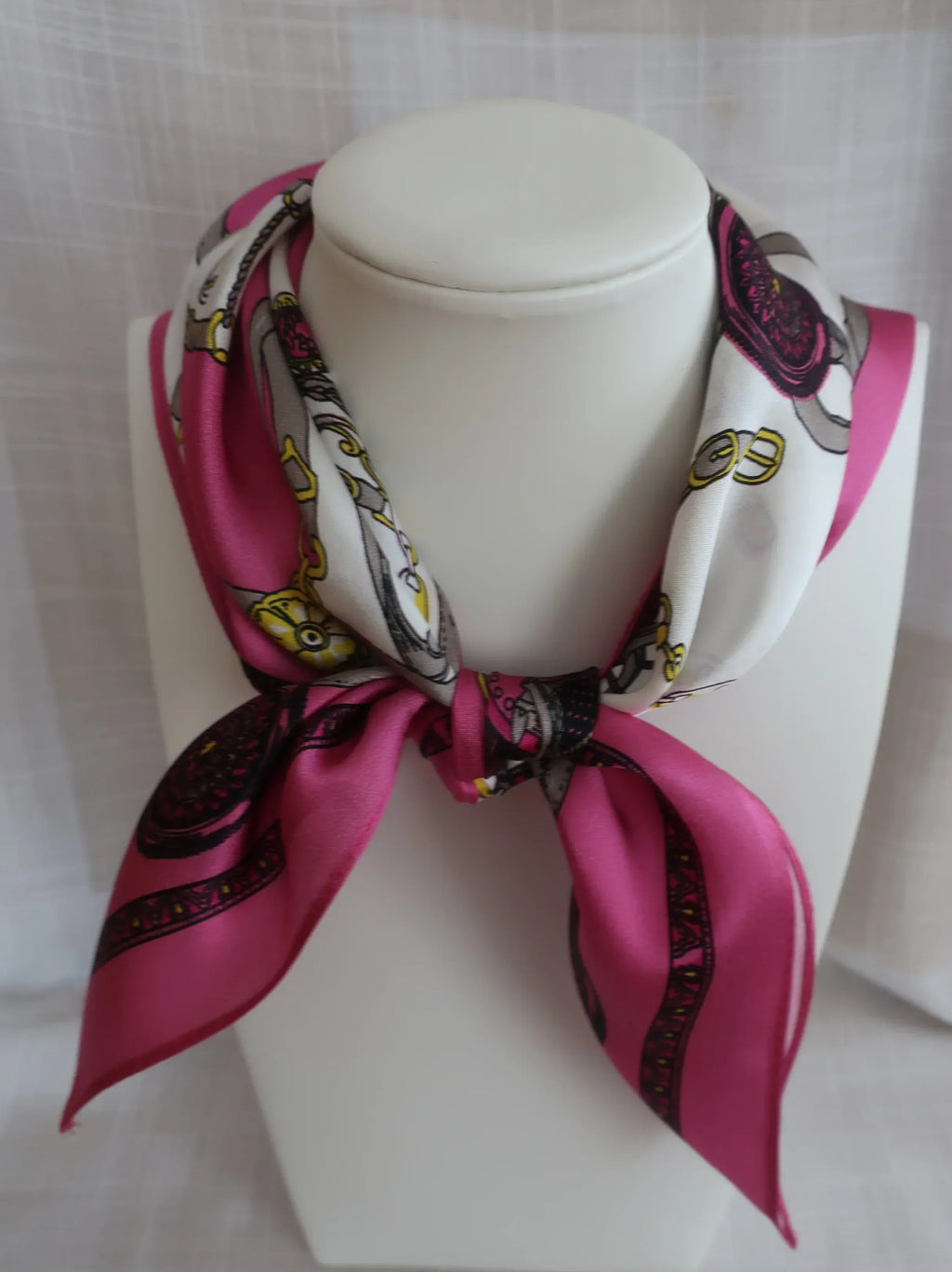 100% Mulberry Silk Square Scarf 53x53cm — Pink Chain & Medallion - Scarves4you