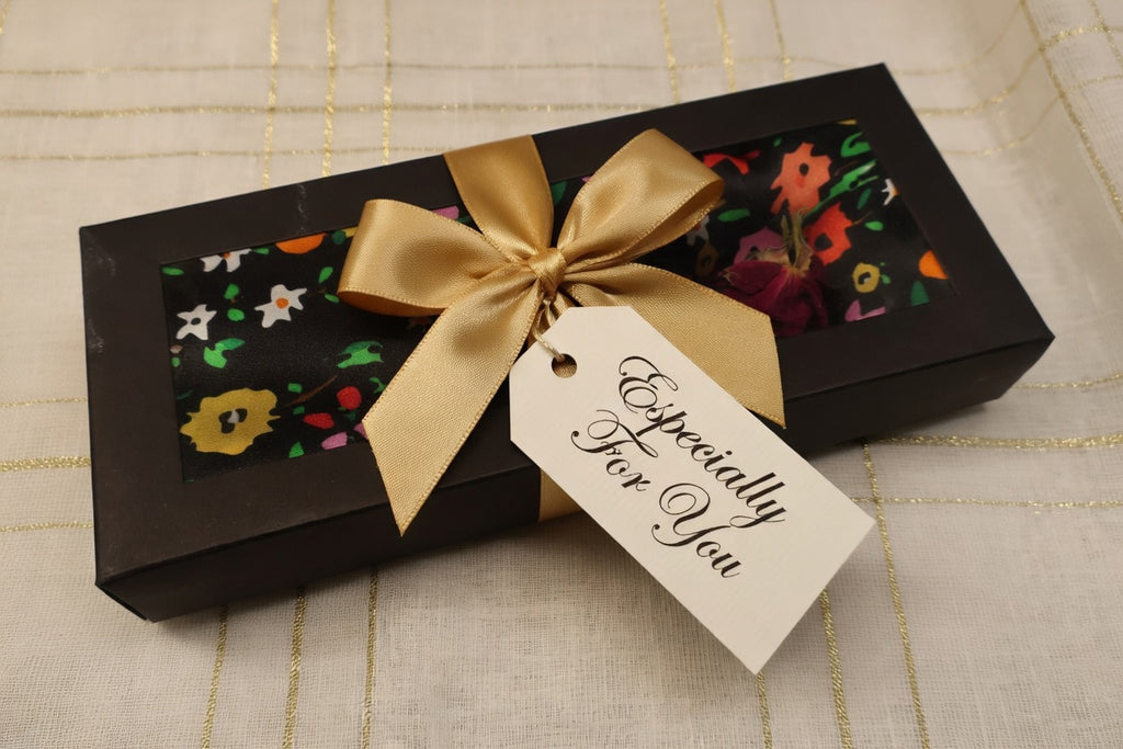 Natural Mulberry Silk Scarf – Black Multicolor Floral Garden Design – 65x65 cm