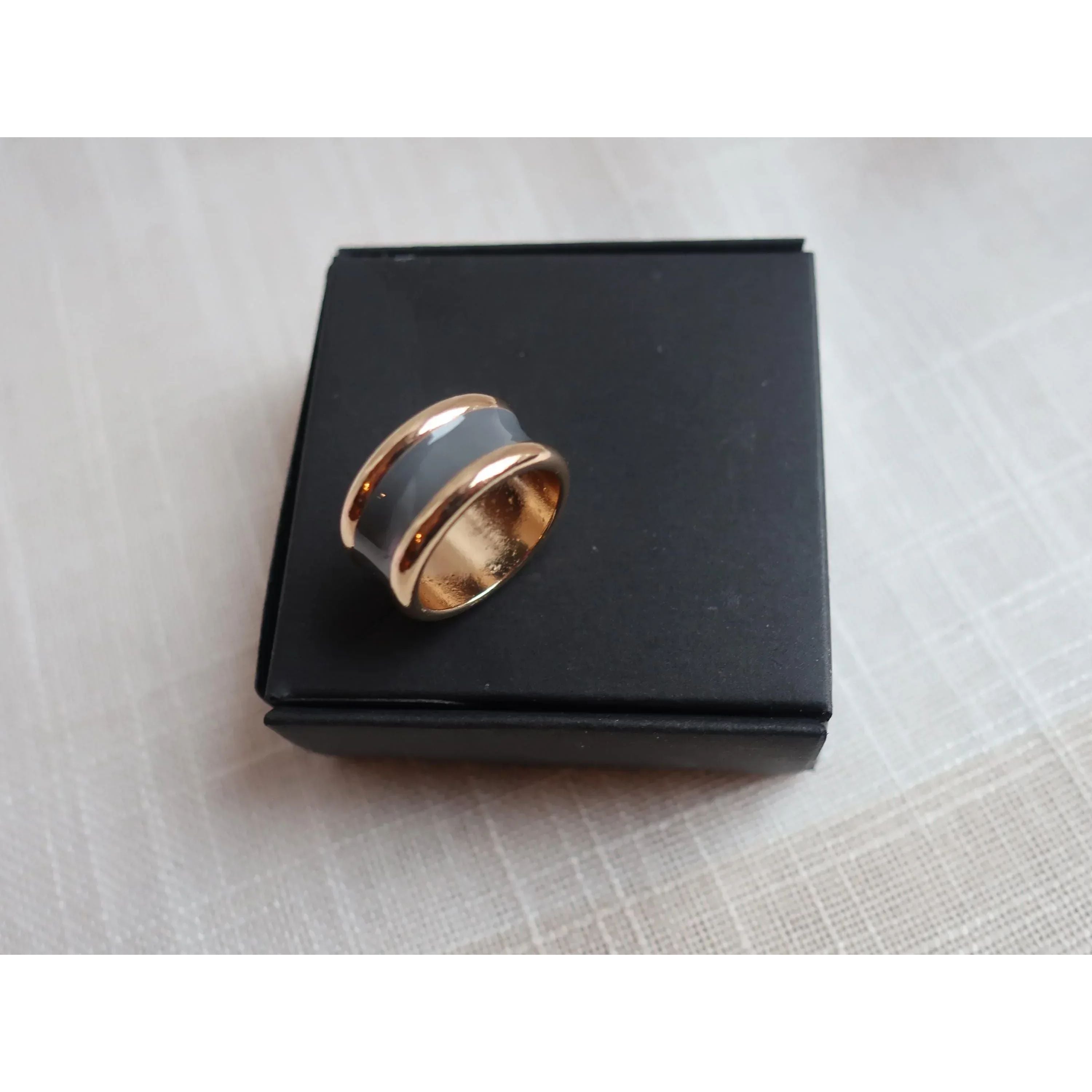 Elegant Scarf Ring - Versatile Buckle & Clip for Silk Scarves - Scarves4you