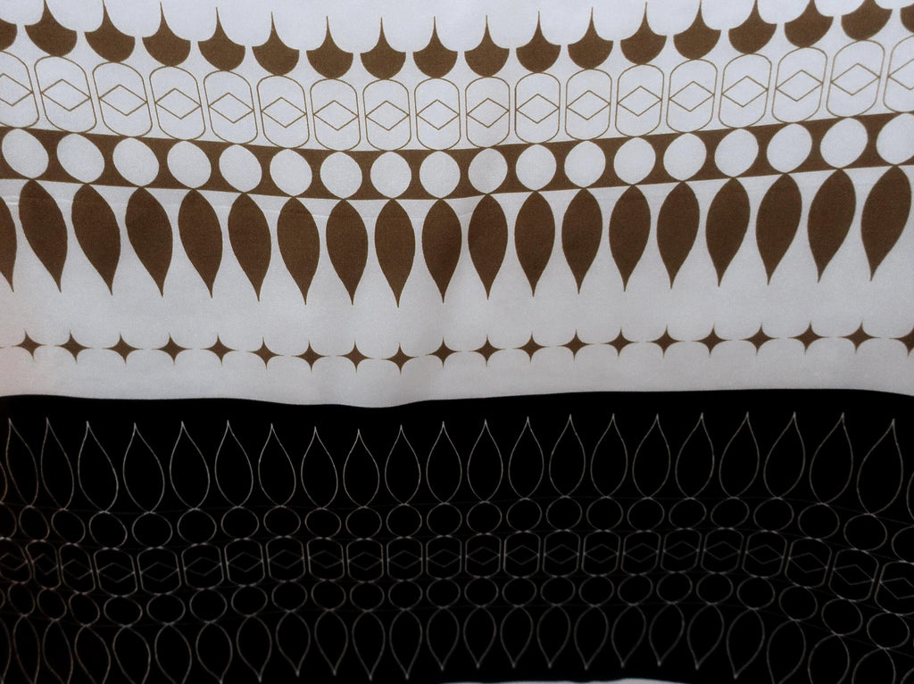 53x53 cm Mulberry Silk Geometric Scarf | Black White Gold | Luxury Square Scarf | Women's & Men's Neckerchief - Scarves4you