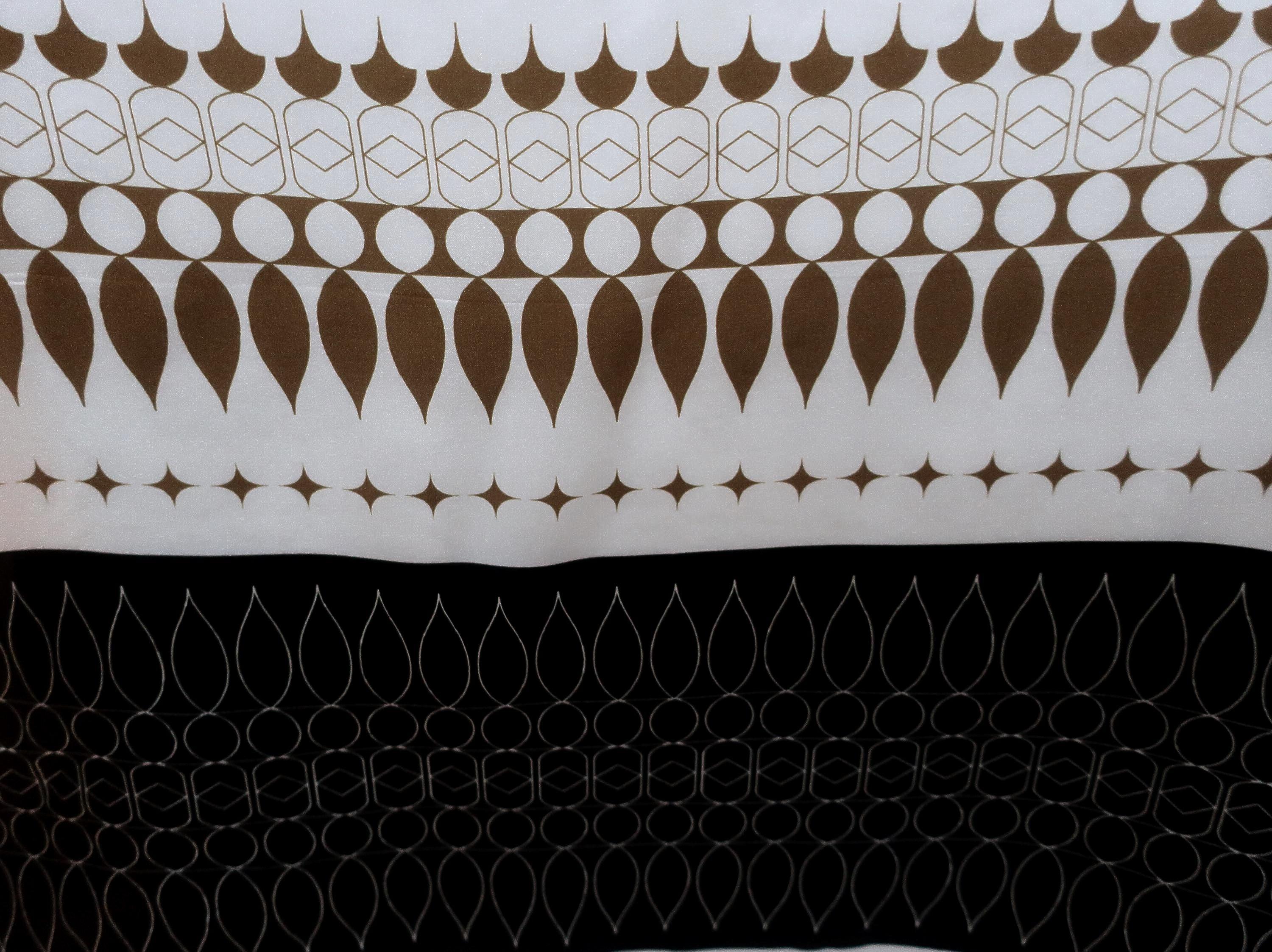 53x53 cm Mulberry Silk Geometric Scarf | Black White Gold | Luxury Square Scarf | Women's & Men's Neckerchief - Scarves4you