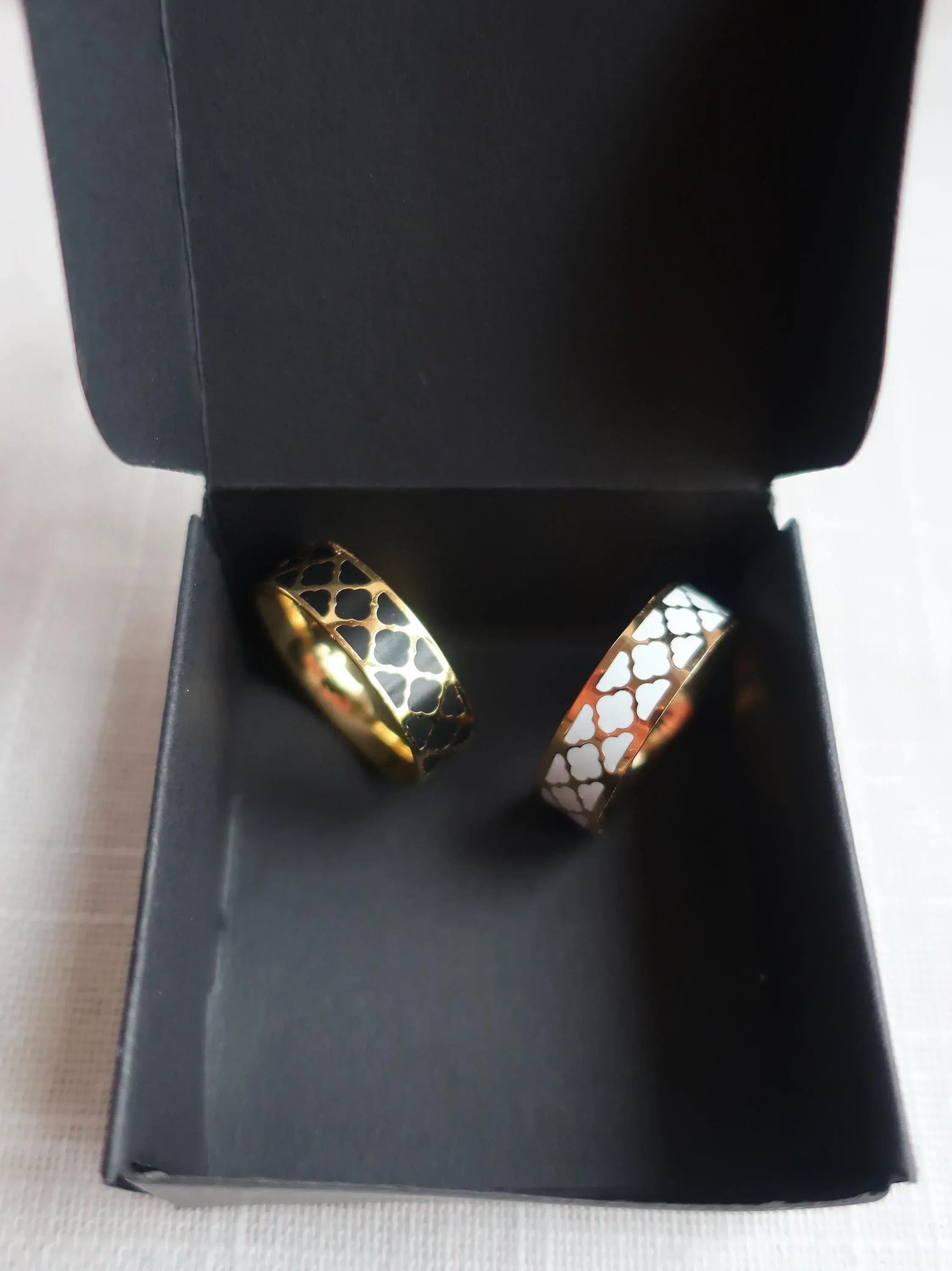 Elegant Scarf Ring - Versatile Buckle & Clip for Silk Scarves - Scarves4you