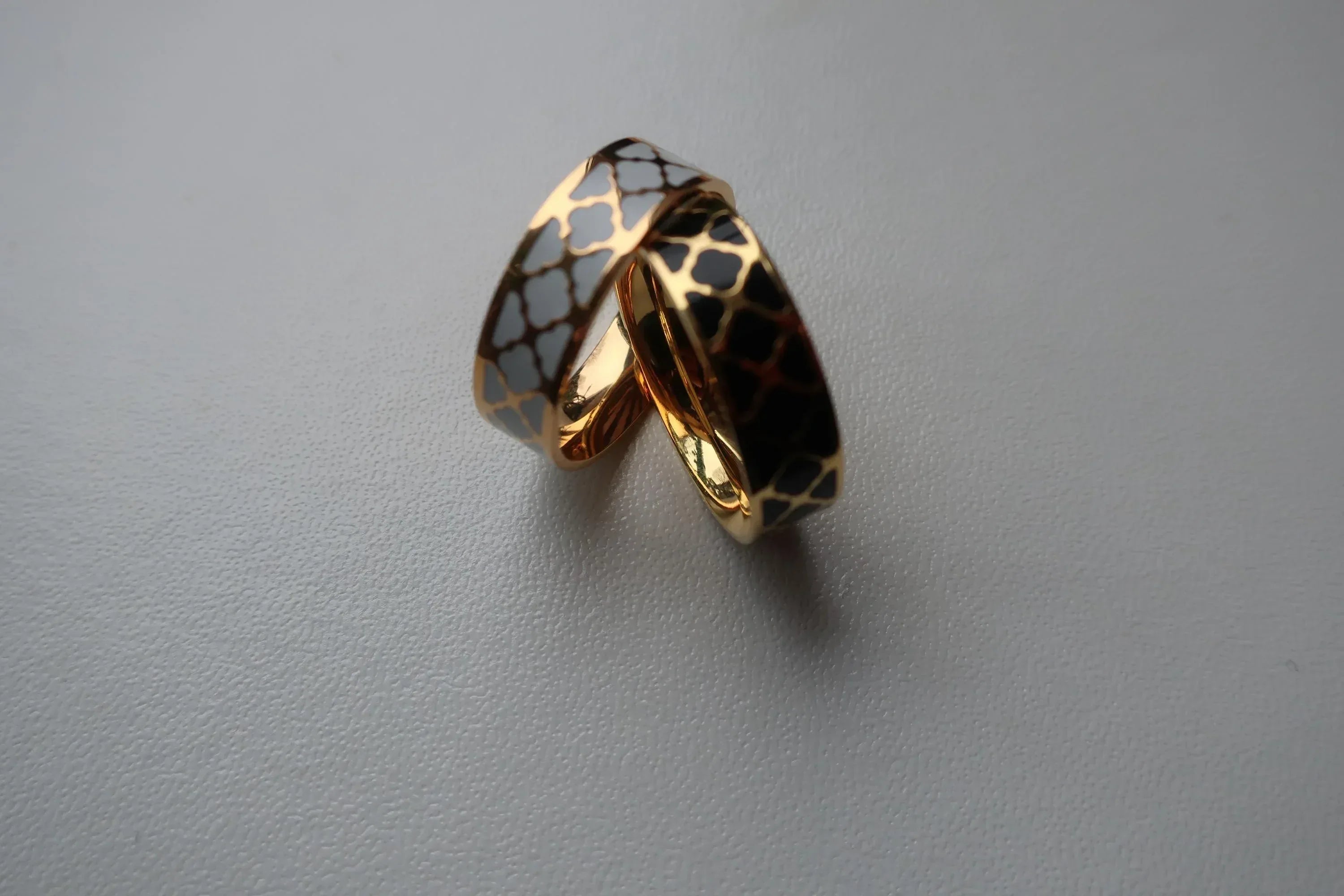 Elegant Scarf Ring - Versatile Buckle & Clip for Silk Scarves - Scarves4you