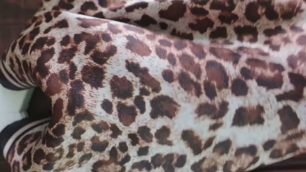 Natural Mulberry Silk Scarf – Leopard Print Design – 53x53 cm
