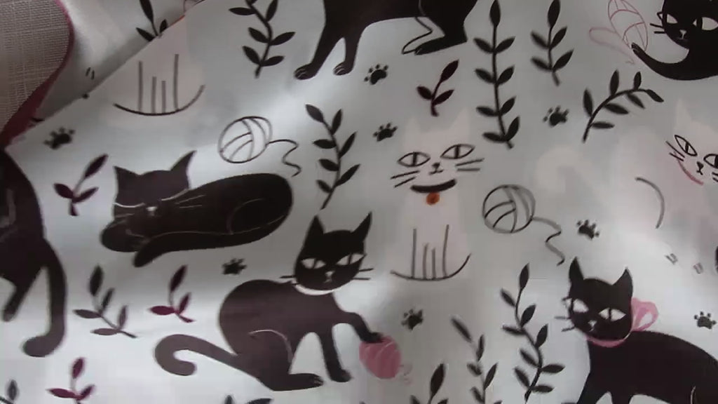 Natural Mulberry Silk Scarf – White Black Cat Pattern Design – 53x53 cm
